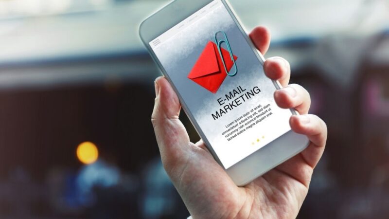 Holiday Email Marketing Tips For eCommerce Businesses