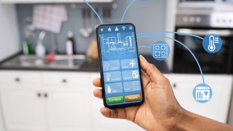 Top Smart Tech For The Elderly Living Alone