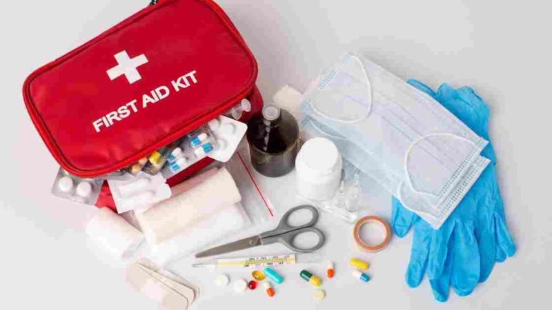 Building a Basic First Aid Kit: Step-by-Step Guide